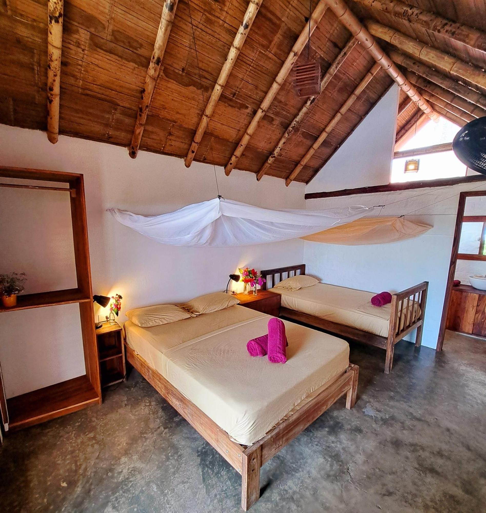 Cabanas La Tortuga อายัมเป ภายนอก รูปภาพ