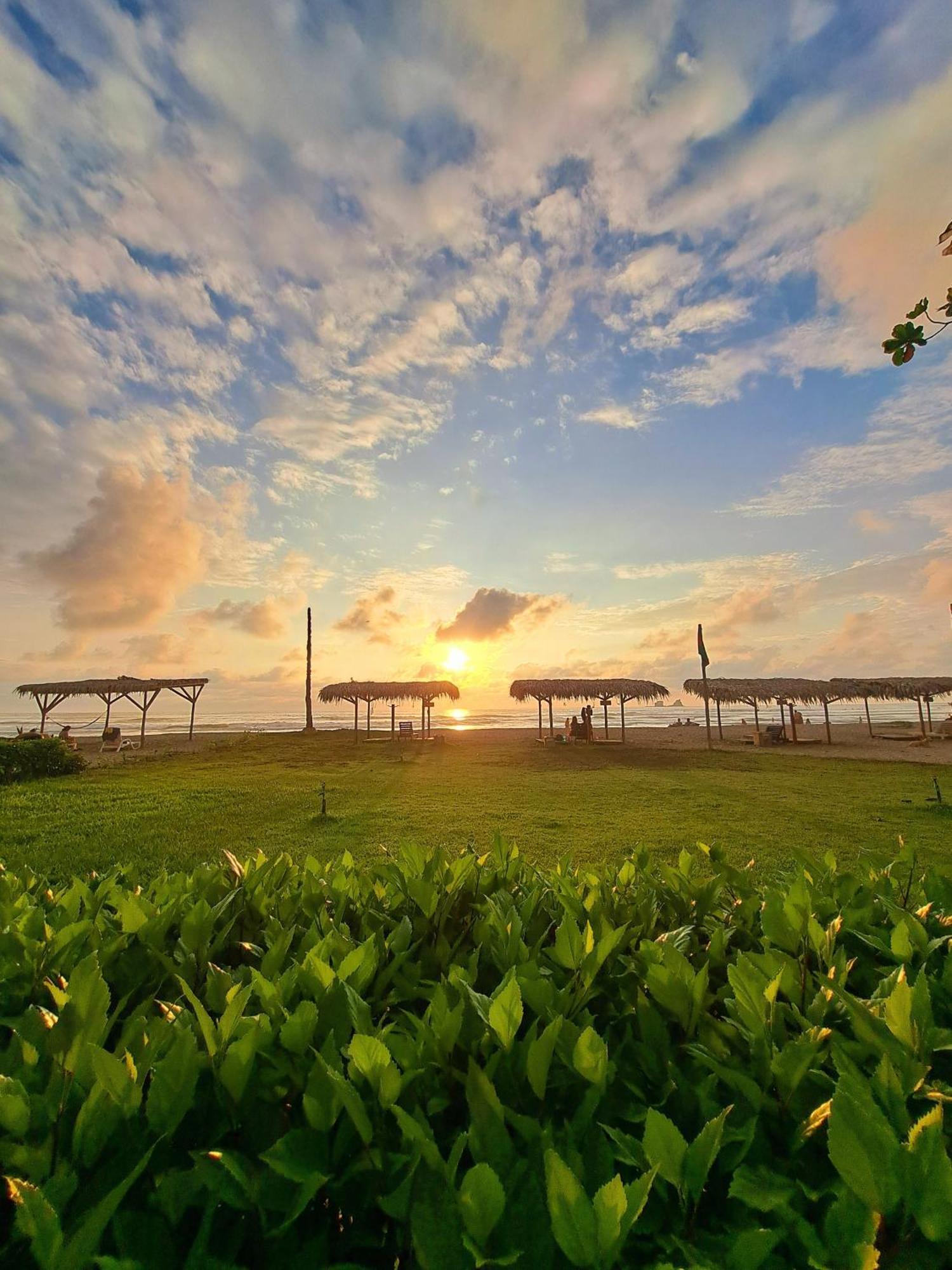 Cabanas La Tortuga อายัมเป ภายนอก รูปภาพ