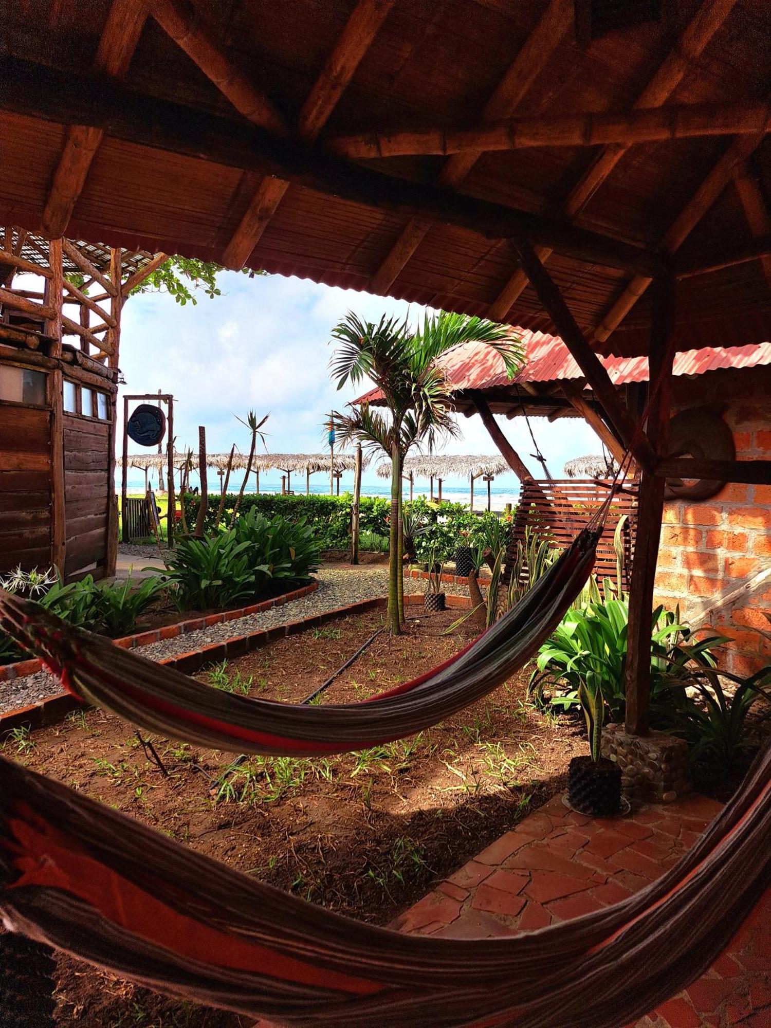 Cabanas La Tortuga อายัมเป ภายนอก รูปภาพ
