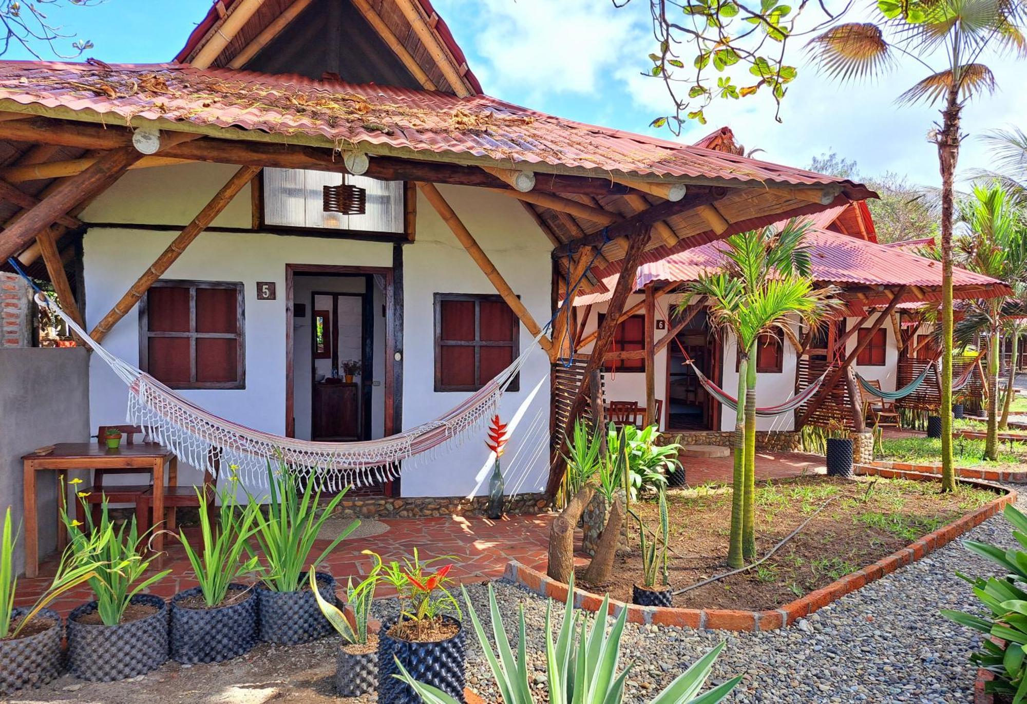 Cabanas La Tortuga อายัมเป ภายนอก รูปภาพ