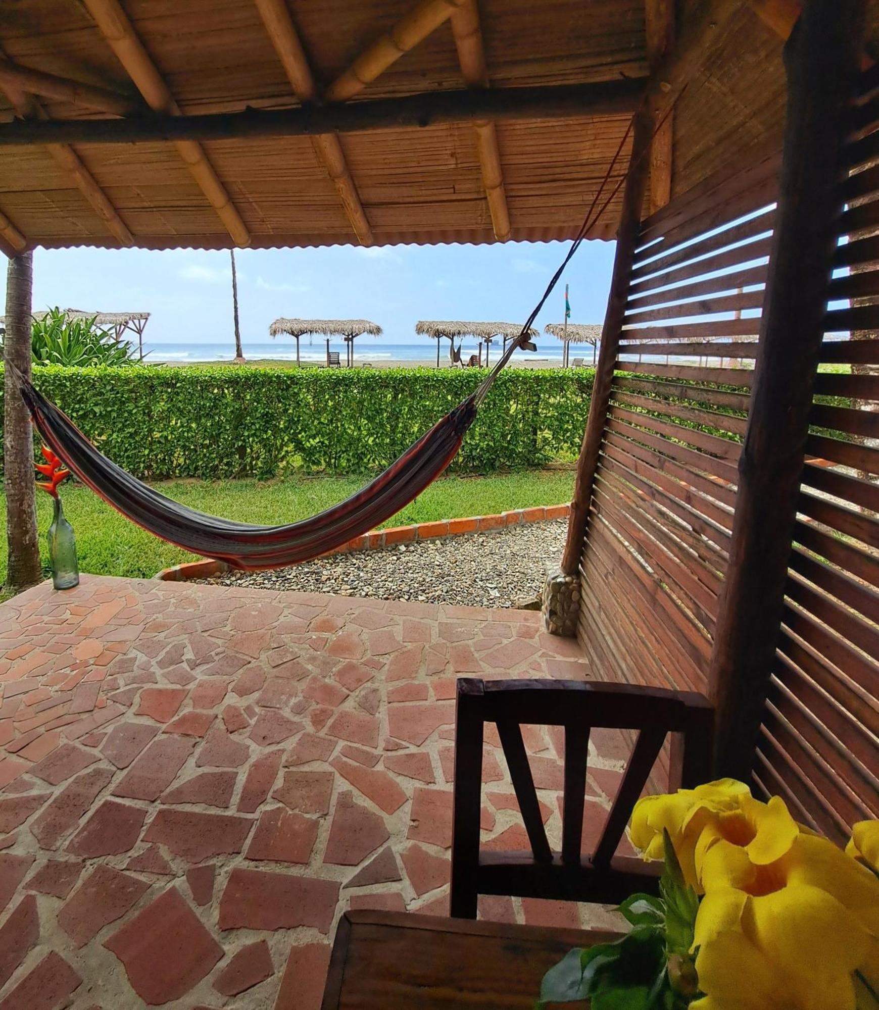 Cabanas La Tortuga อายัมเป ภายนอก รูปภาพ